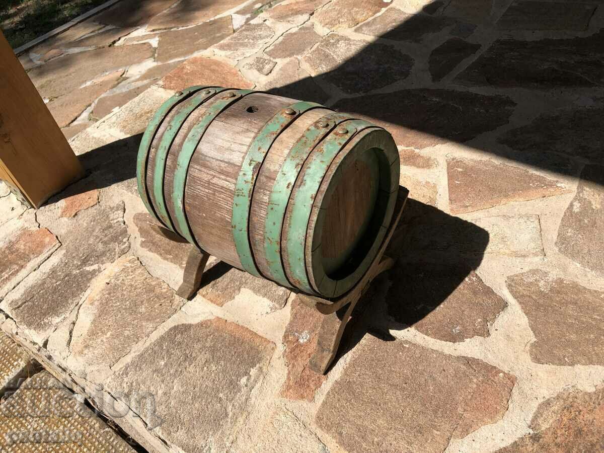 Auction  OLD BRANDY BARREL