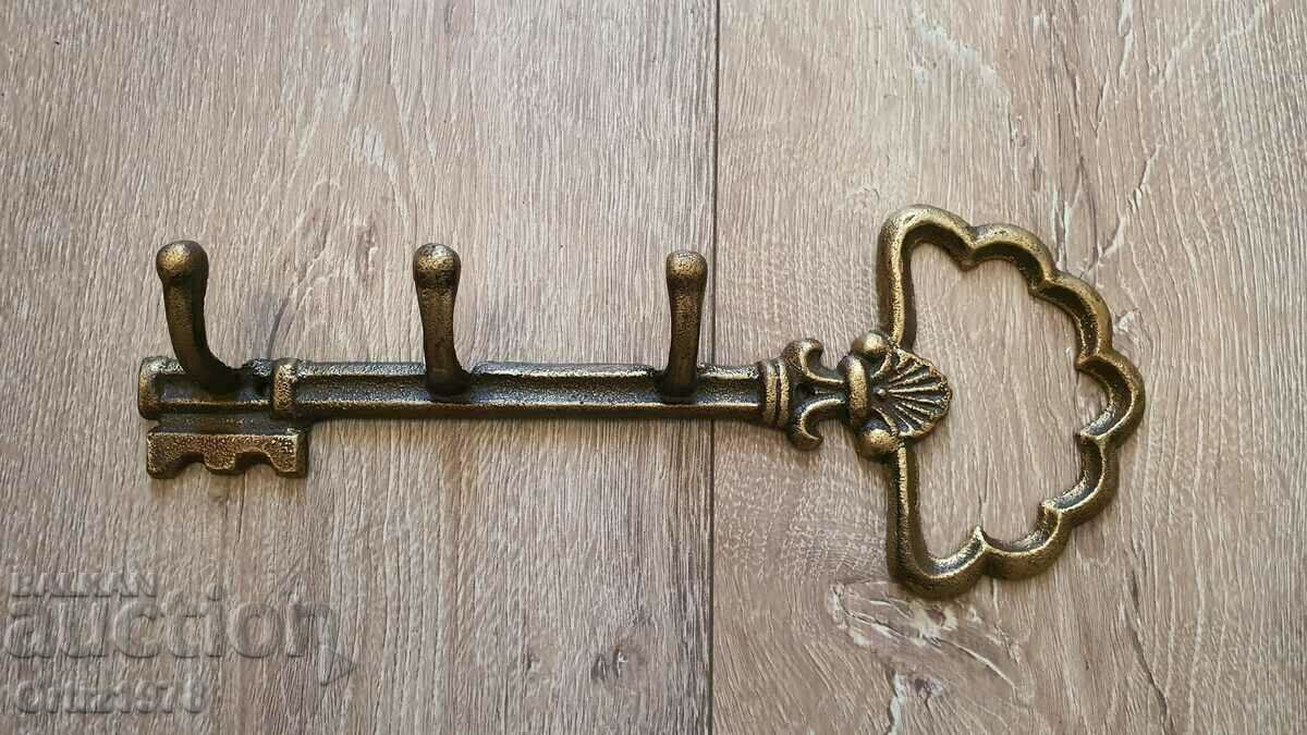 Auction Large cast iron key, hanger. 32cm Auction Large cast iron key, hanger. 32cm