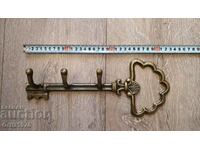 Large cast iron key, hanger. 32cm