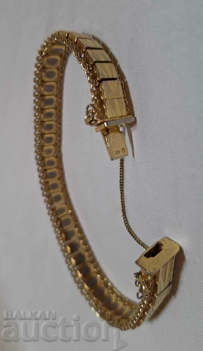 Delivery of Vintage bracelet with gold plating Delivery of Vintage bracelet with gold plating