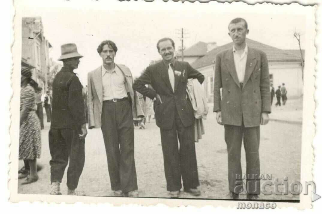 Fotografie veche - stația Levski, Adunarea Legionară 1941.