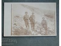 Soldiers with gas masks