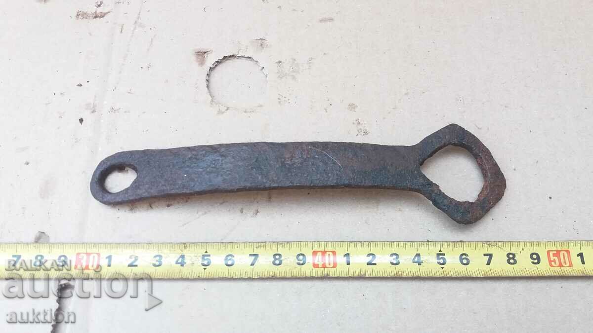 WROUGHT RENAISSANCE GATE LOCK with price 2.49 BGN | € 1.27 WROUGHT RENAISSANCE GATE LOCK with price 2.49 BGN | € 1.27