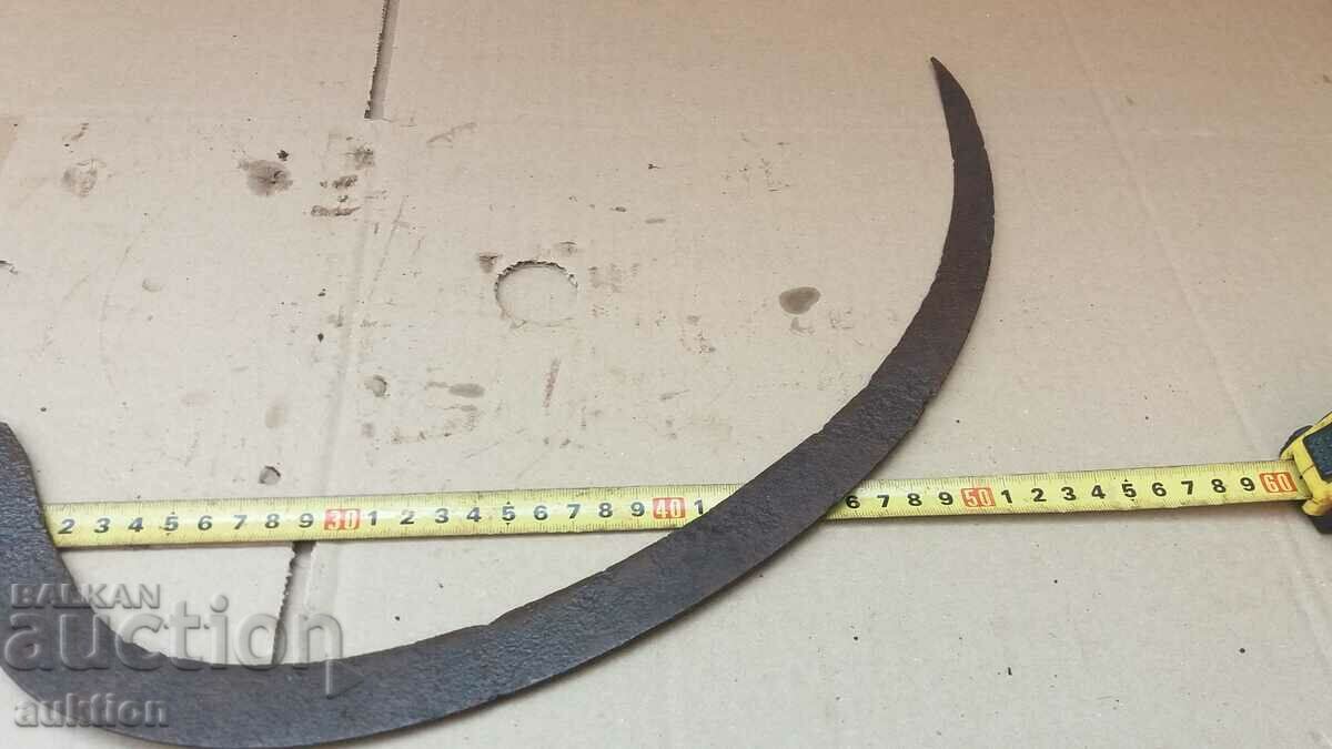 OLD WROUGHT HARVESTING SICKLE - 6 OLD WROUGHT HARVESTING SICKLE - 6