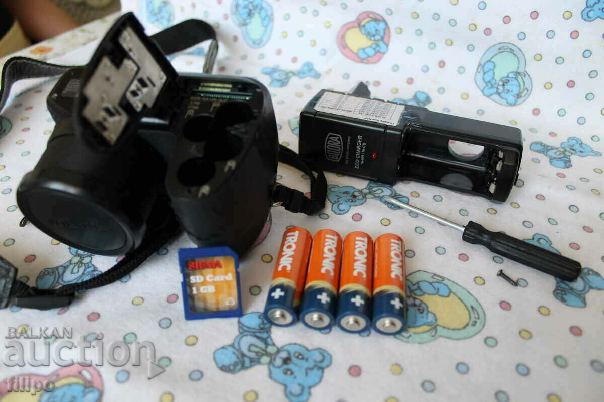 Aparat foto - film Fuji cu preț 50.00 BGN | € 25.56 Aparat foto - film Fuji cu preț 50.00 BGN | € 25.56