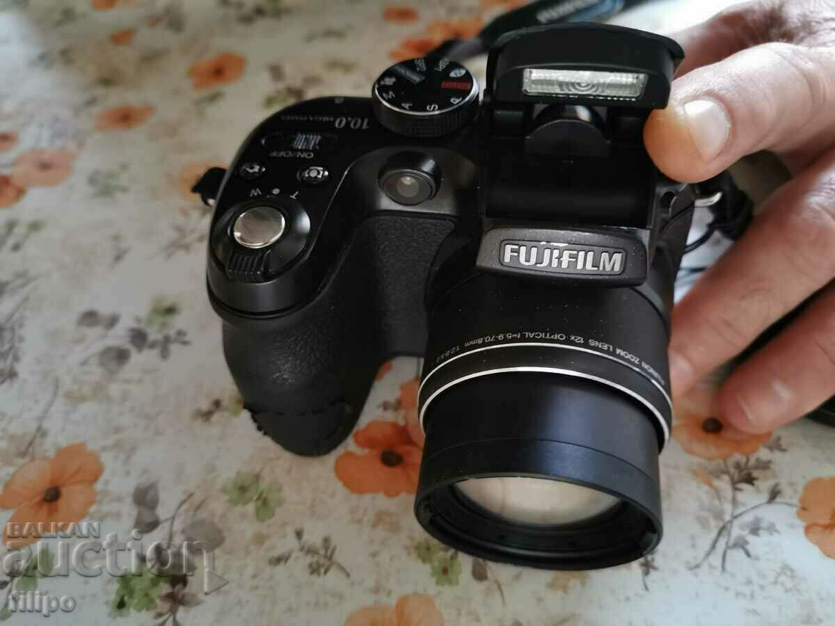 Aparat foto - film Fuji - 7 Aparat foto - film Fuji - 7