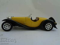 1:24 BBURAGO BUGATTI TYPE 55 1932 TOY MODEL