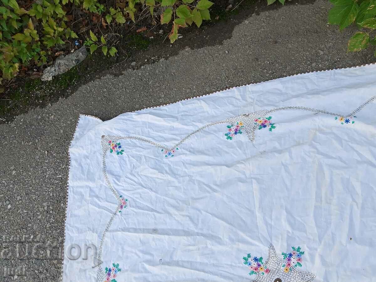 Auction Large tablecloth embroidery Auction Large tablecloth embroidery