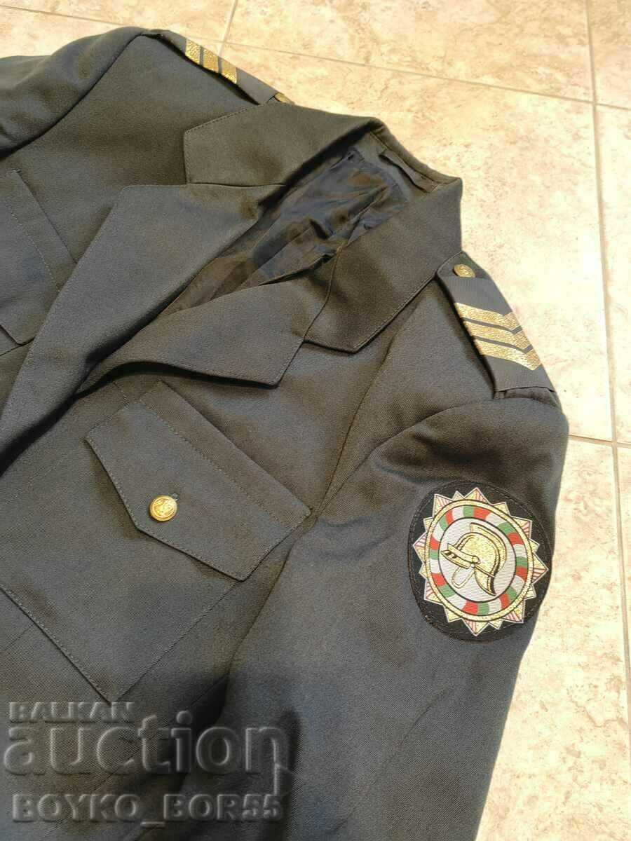 Jachetă militară de pompier bulgar cu preț 75.00 BGN | € 38.35