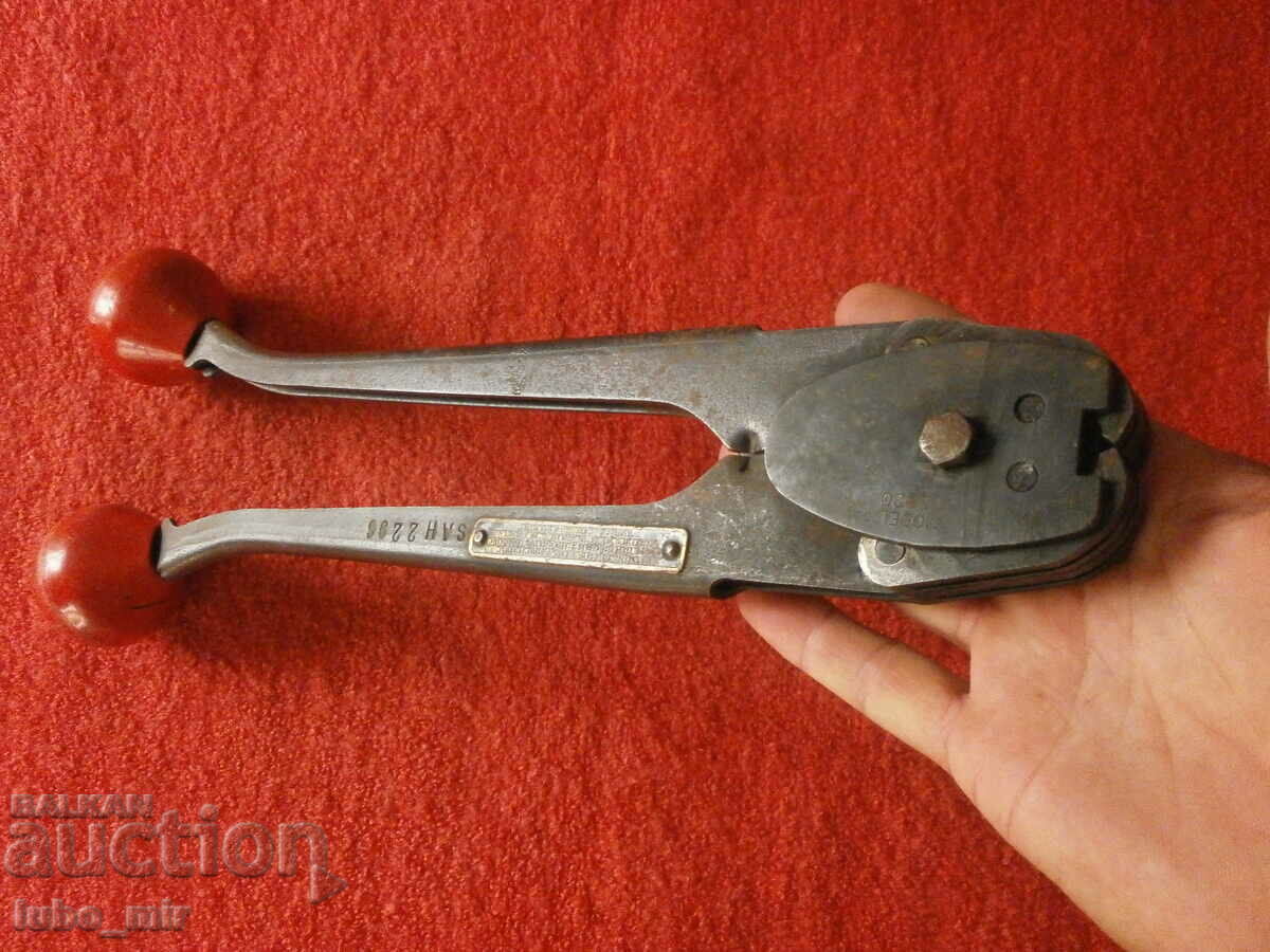 OLD GERMAN CHAMBER BAND PLIERS