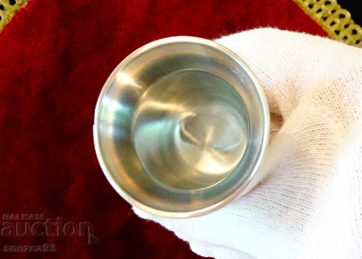 Auction Silver-plated copper brandy glass, baroque Auction Silver-plated copper brandy glass, baroque