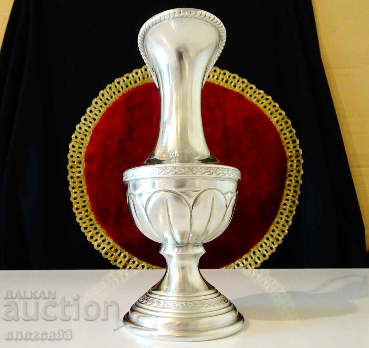 Empire style pewter jug. with price 76.00 BGN | € 38.86 Empire style pewter jug. with price 76.00 BGN | € 38.86