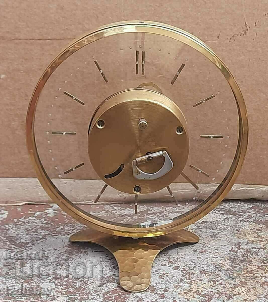Mechanical weekly brass desk clock 1960 GDR with price 60.00 BGN | € 30.68 Mechanical weekly brass desk clock 1960 GDR with price 60.00 BGN | € 30.68