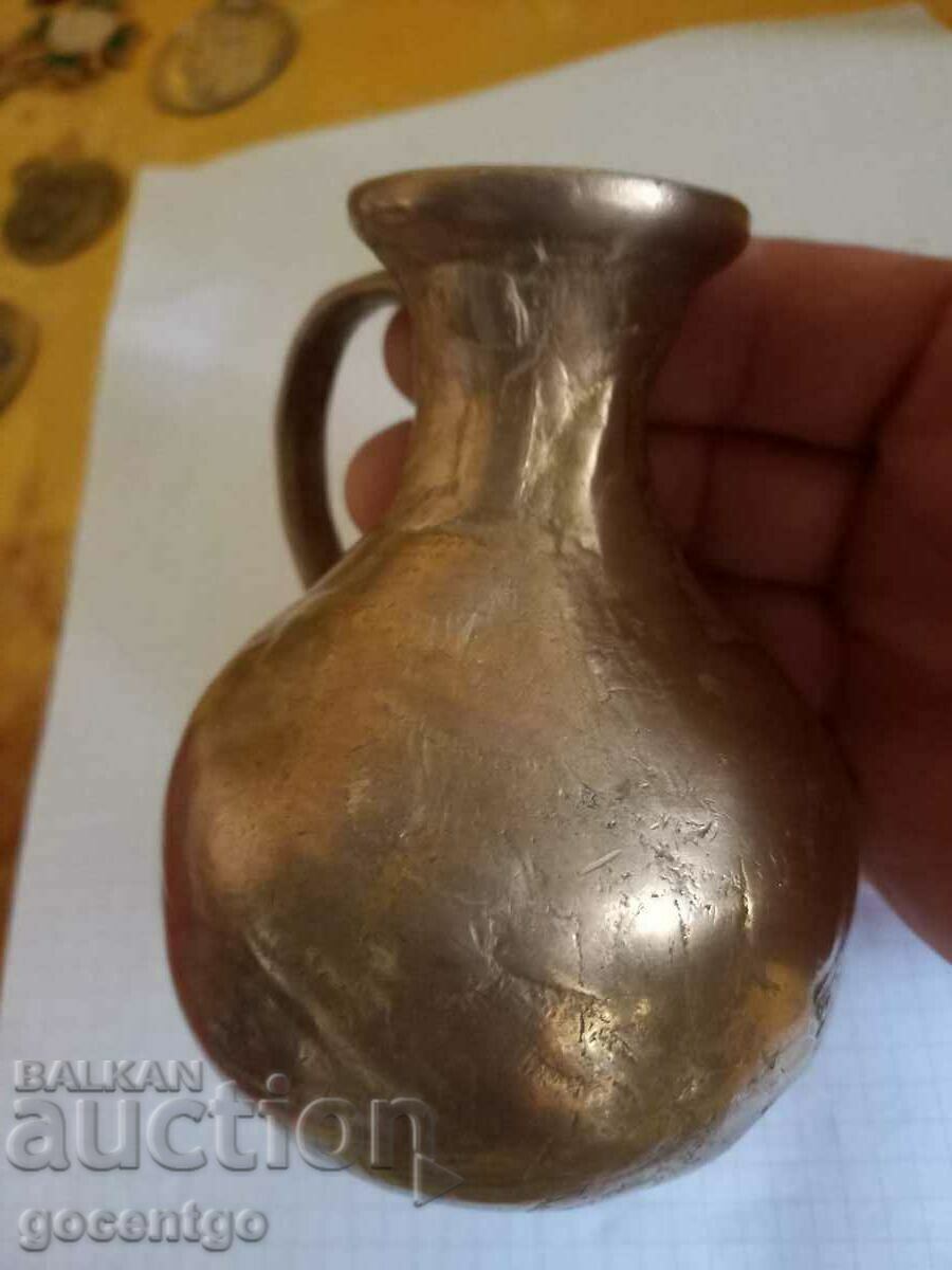 BRONZE massive old cast. JUG 0.912 KG.