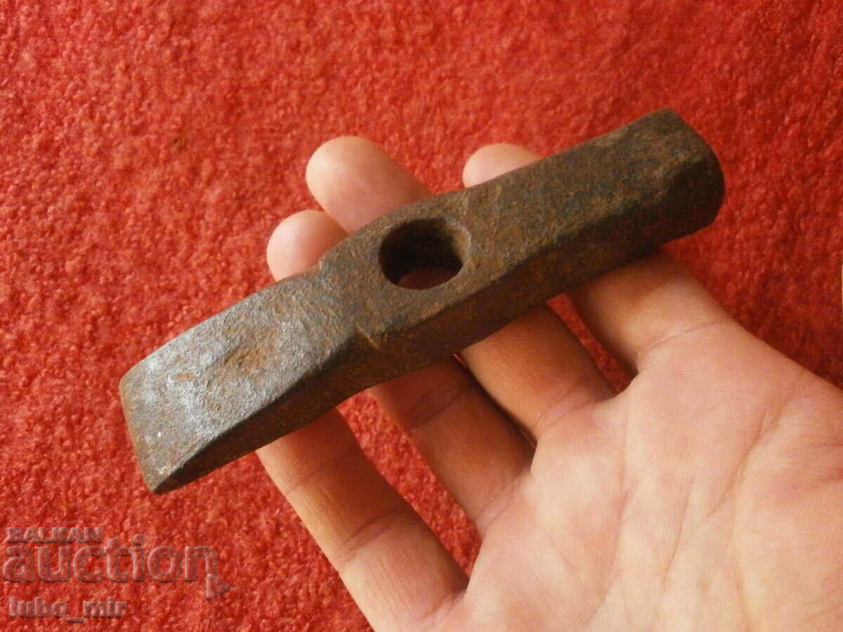 OLD CRAFTSMAN'S HAMMER