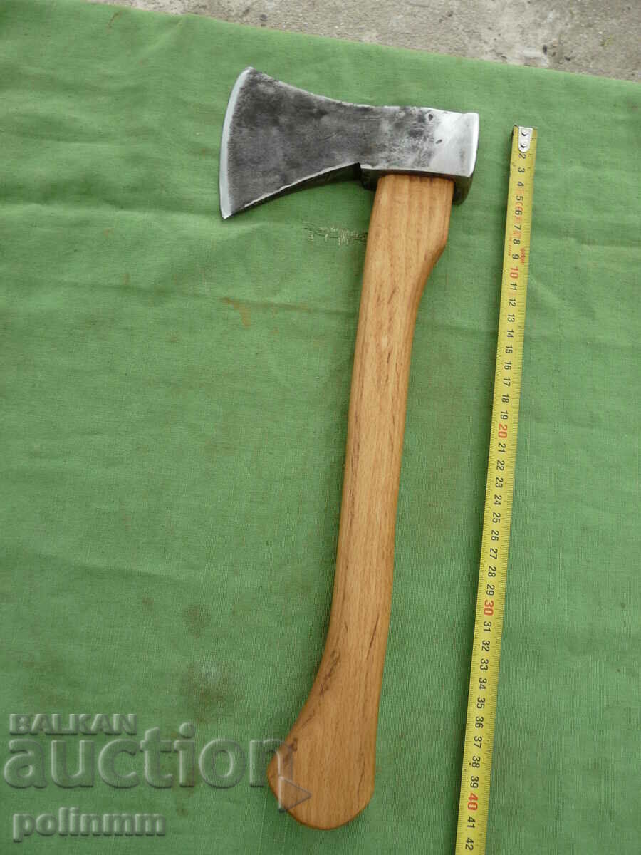 Παλιό τσεκούρι πεζοπορίας - 526 με τιμή 100.00 BGN | € 51.13 Παλιό τσεκούρι πεζοπορίας - 526 με τιμή 100.00 BGN | € 51.13