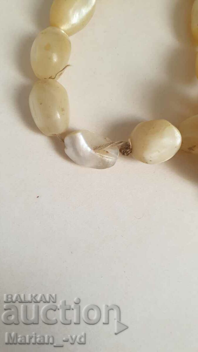 Delivery of Old mother-of-pearl rosary - 72 grams Delivery of Old mother-of-pearl rosary - 72 grams
