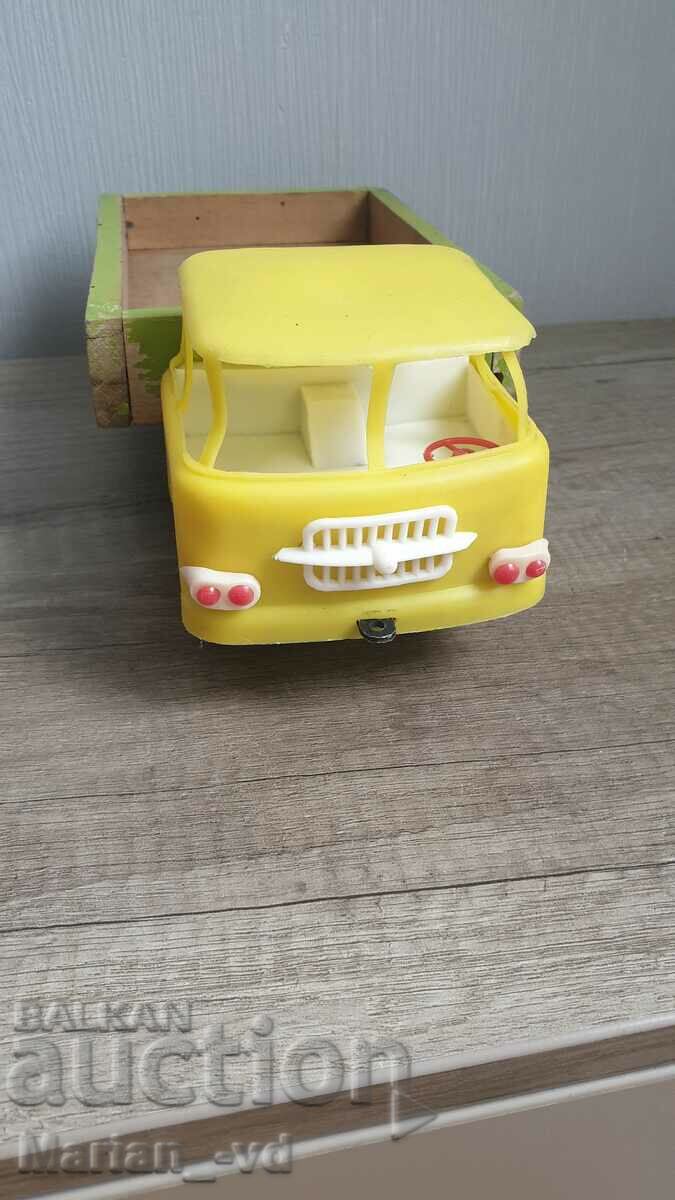 Old social plastic toy