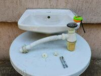 2. I am selling a new bathroom sink plus siphon. BZC