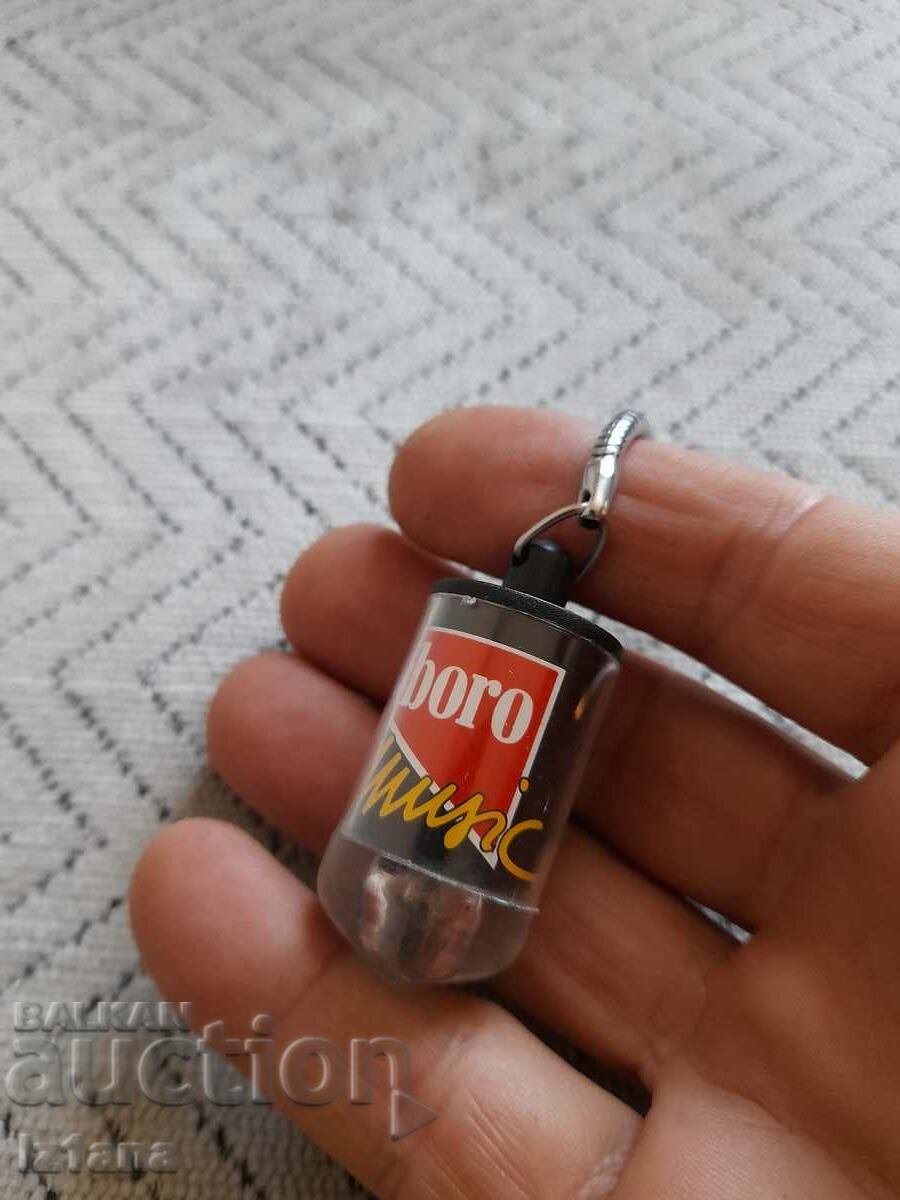 Auction Old Marlboro keychain Auction Old Marlboro keychain