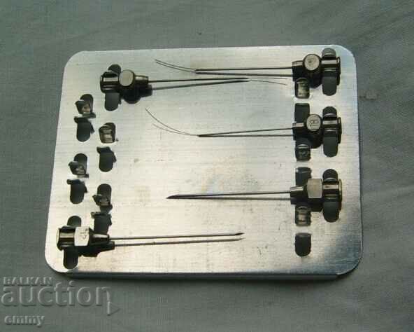 Old medical syringe needles, Germany, in a box-5 pcs. - 5 Old medical syringe needles, Germany, in a box-5 pcs. - 5