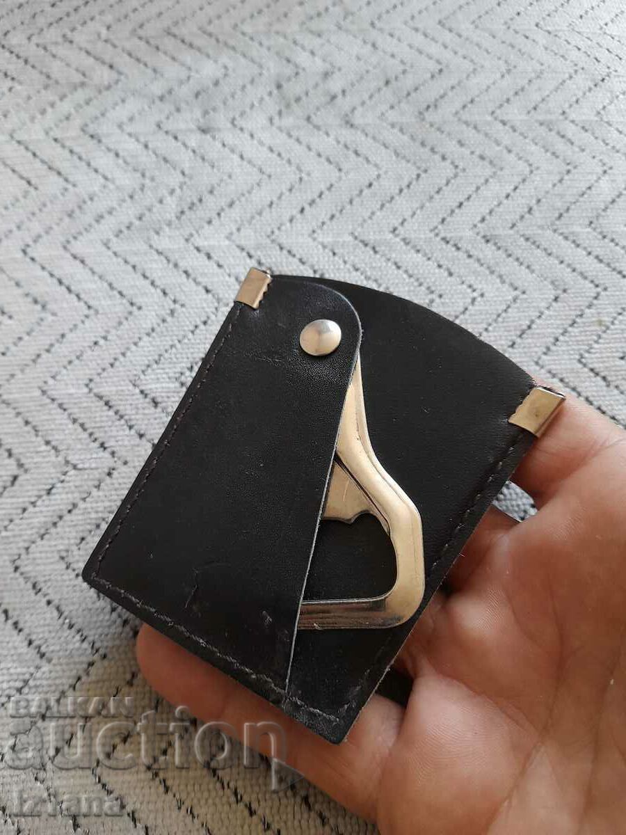 Auction Old key holder Pesho Remont Sofia Auction Old key holder Pesho Remont Sofia