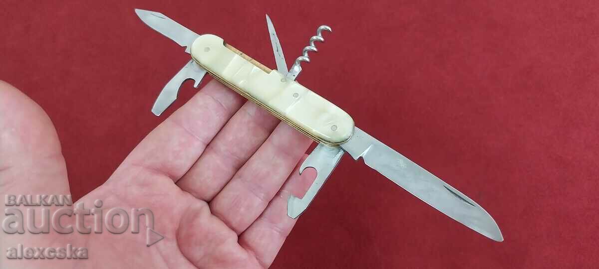 Gabrovo social knife