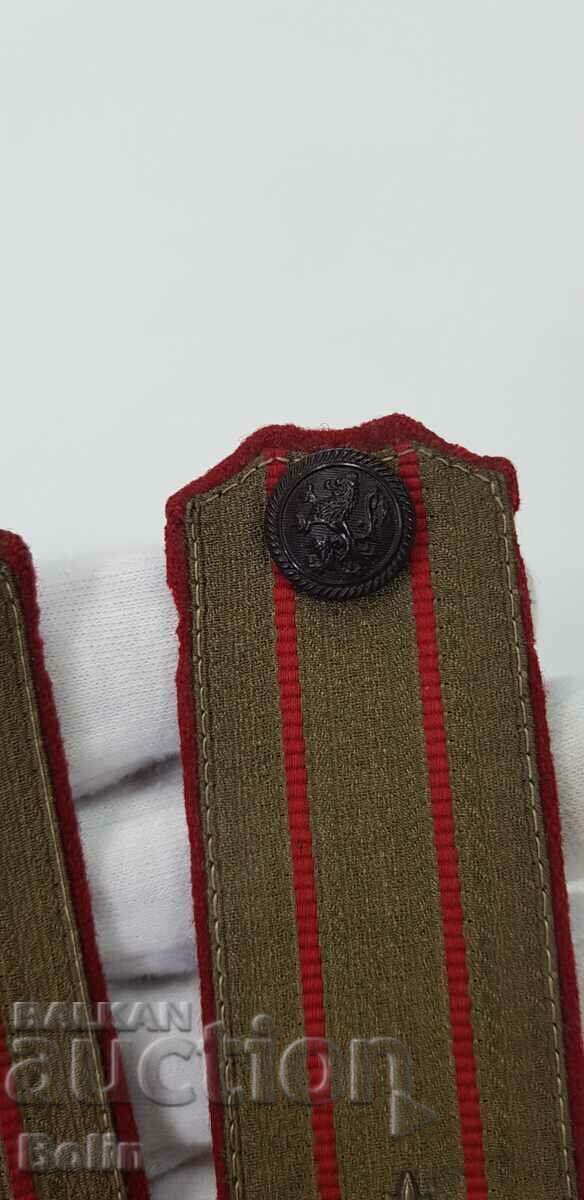 Epoleți regali ai maiorului de infanterie Boris III cu preț 180.00 BGN | € 92.03