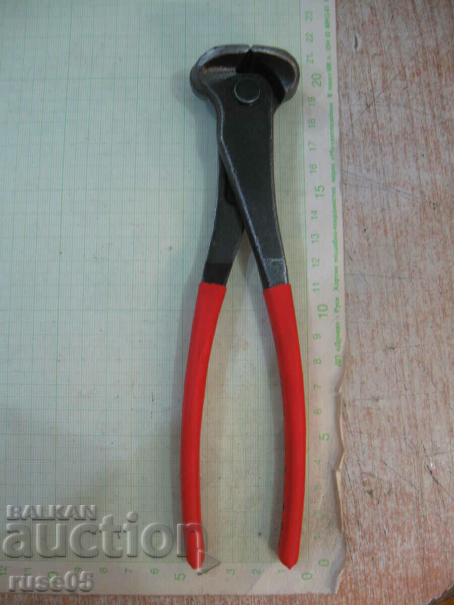 Armature pliers