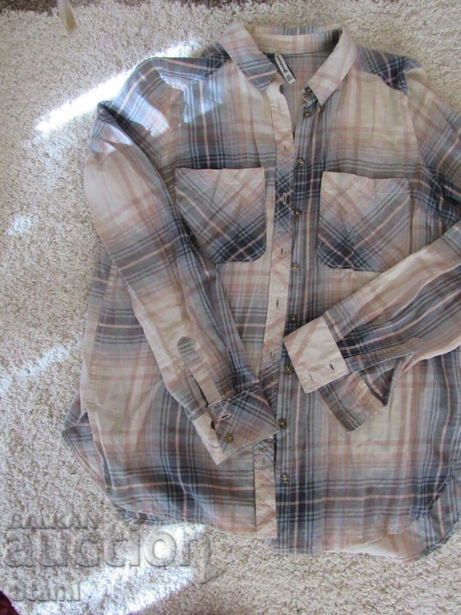 Auction Women's Stradivarius check blouse size S Auction Women's Stradivarius check blouse size S