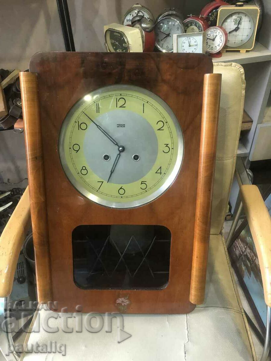 METRO WALL CLOCK