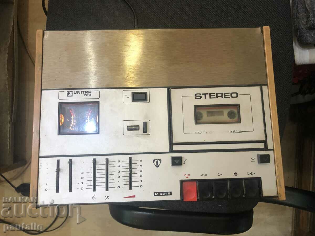 Delivery of CASSETTE RECORDER DECK UNITRA Delivery of CASSETTE RECORDER DECK UNITRA