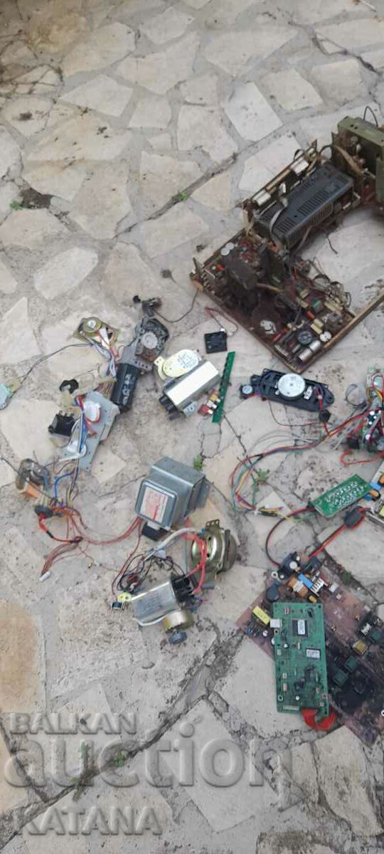 Electronic scrap - 5 Electronic scrap - 5