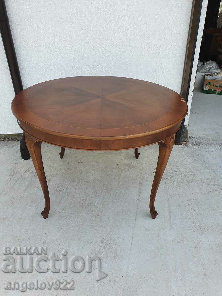 Beautiful extendable solid wood table!