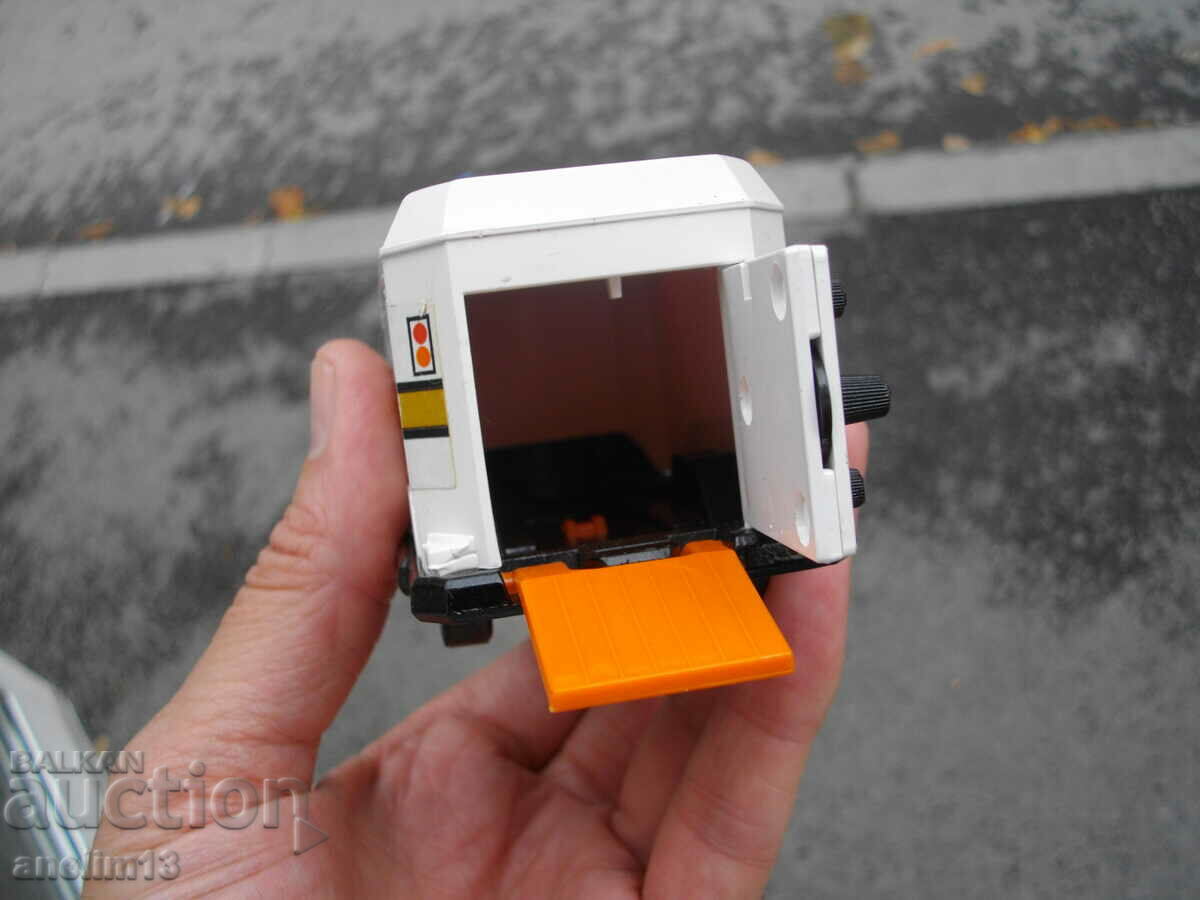 MATCHBOX ENGLAND SECURITY TRUCK K-19 MATCHBOX - 6 MATCHBOX ENGLAND SECURITY TRUCK K-19 MATCHBOX - 6