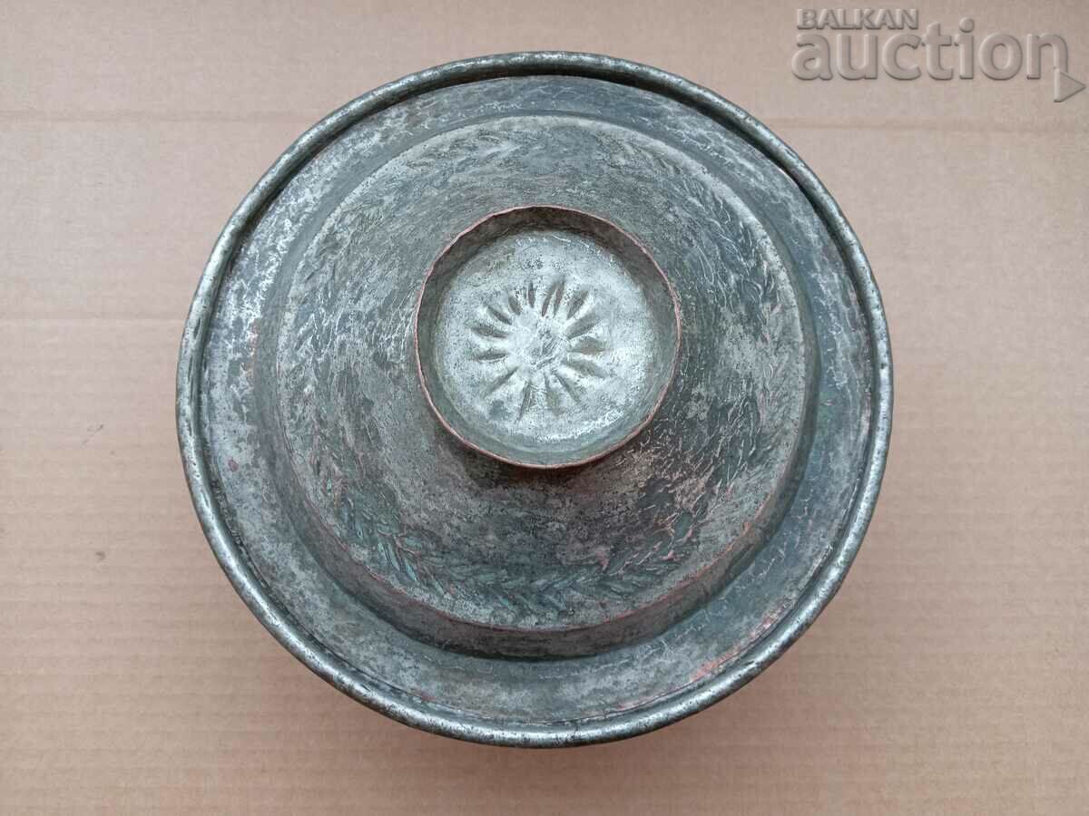 Delivery of Antique Revival Pot, Copper Copper Pot with Lid Delivery of Antique Revival Pot, Copper Copper Pot with Lid