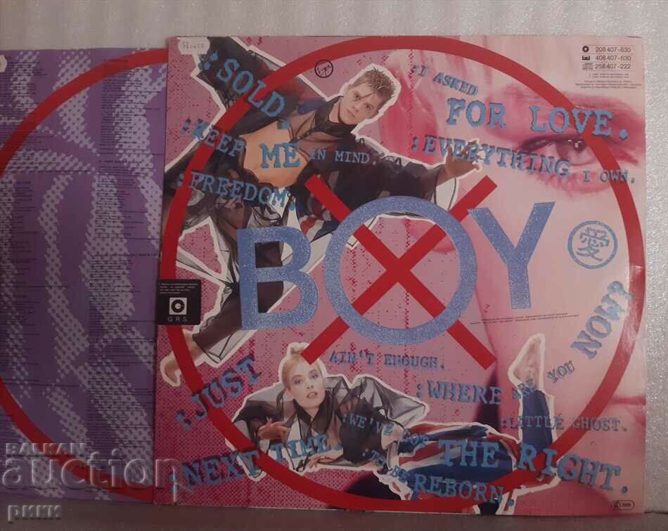 Boy George - Sold 1987 with price 25.00 BGN | € 12.78 Boy George - Sold 1987 with price 25.00 BGN | € 12.78