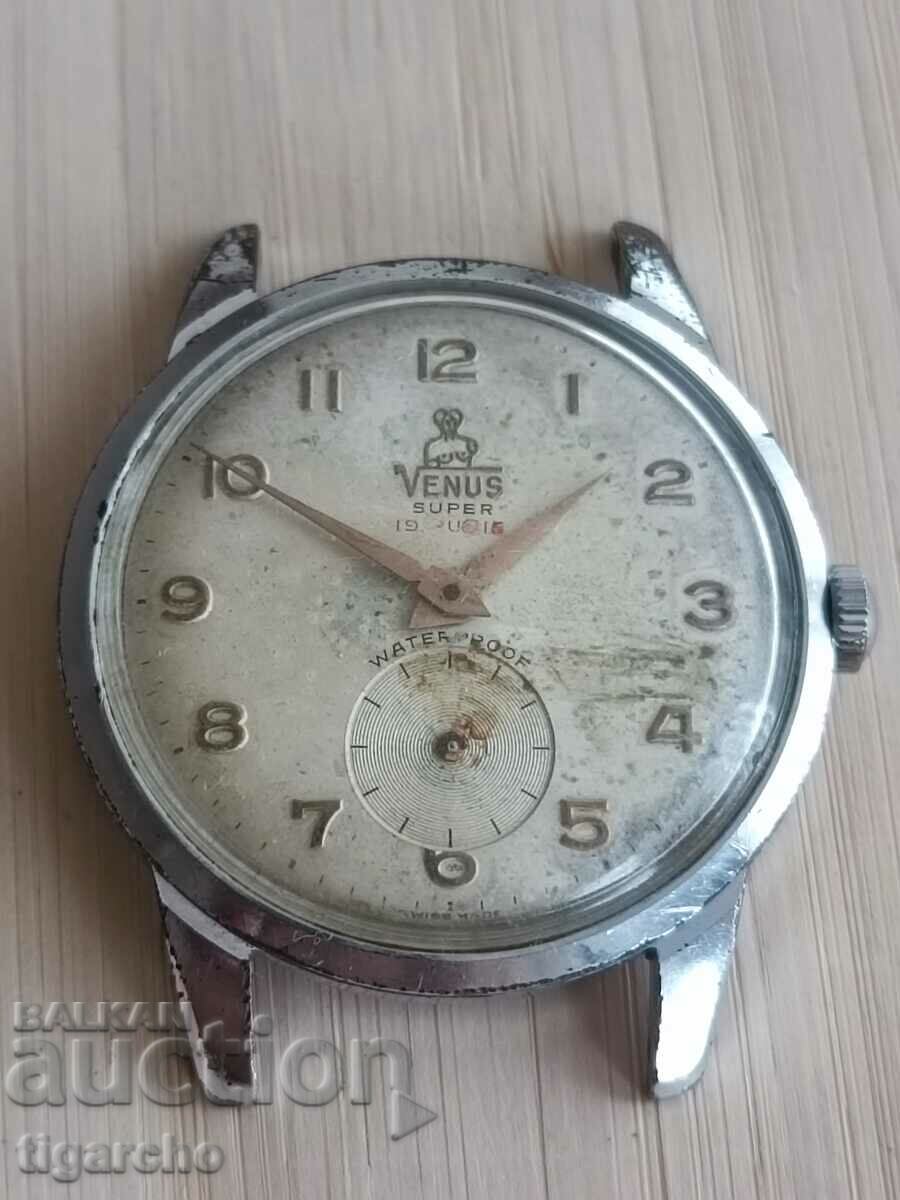 Ceas Venus cu preț 70.00 BGN | € 35.79