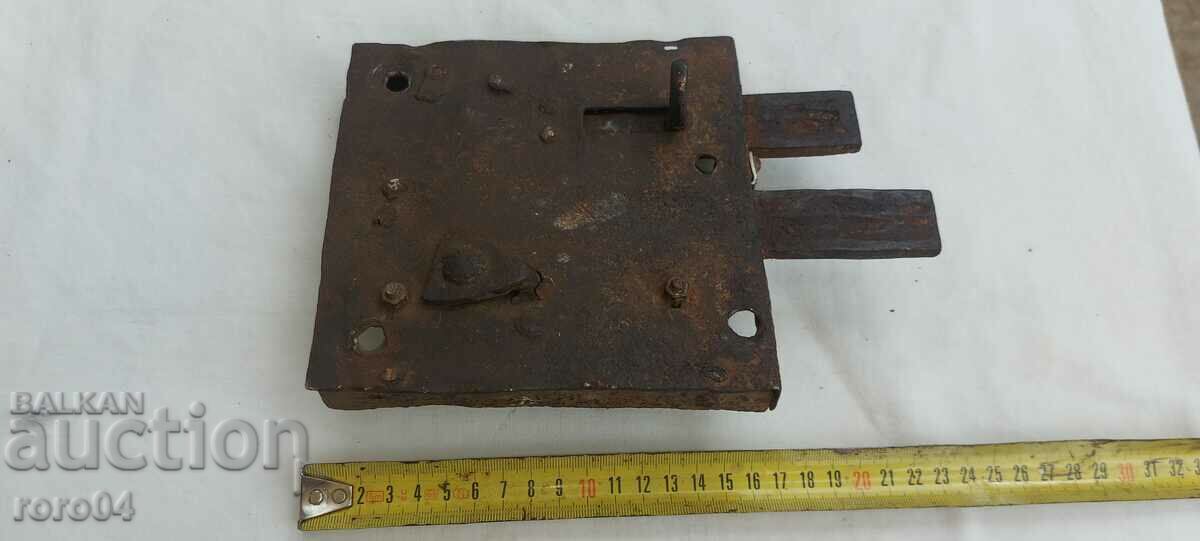 LOCK - FORGED - 200 YEARS OLD