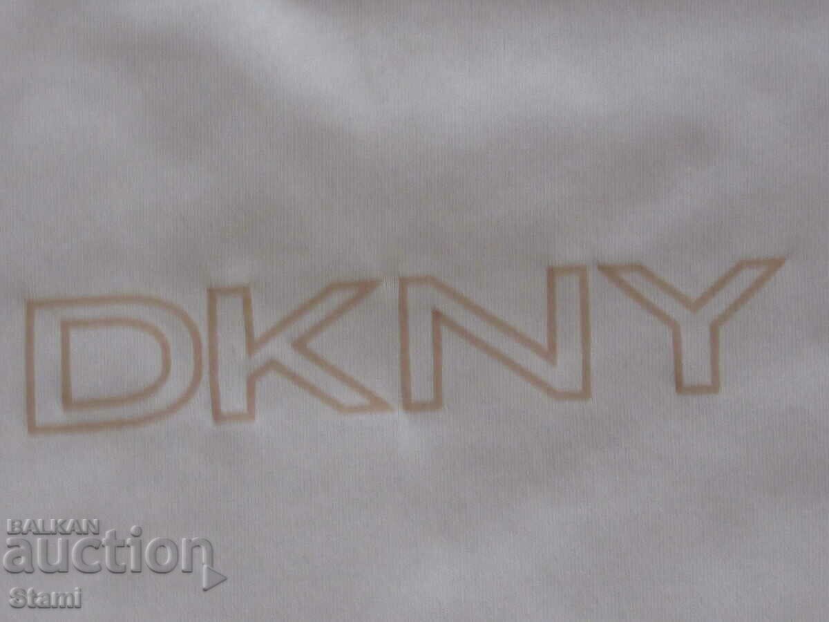 DKNY Women's T-Shirt, Size S - 6 DKNY Women's T-Shirt, Size S - 6