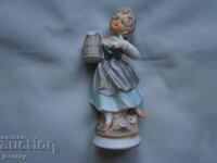 Porcelain figure 15 cm.