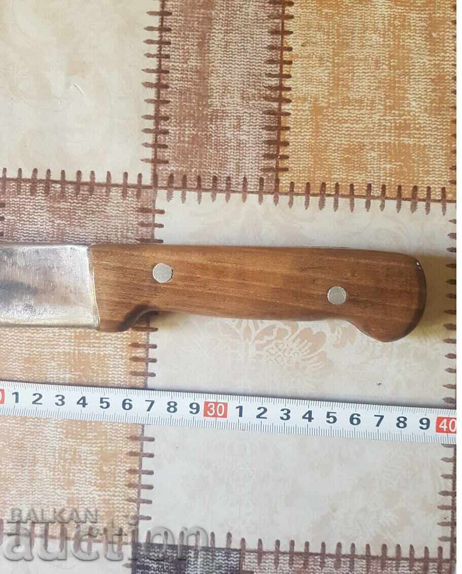 Auction Hundred Year Knife An old butcher's knife Auction Hundred Year Knife An old butcher's knife