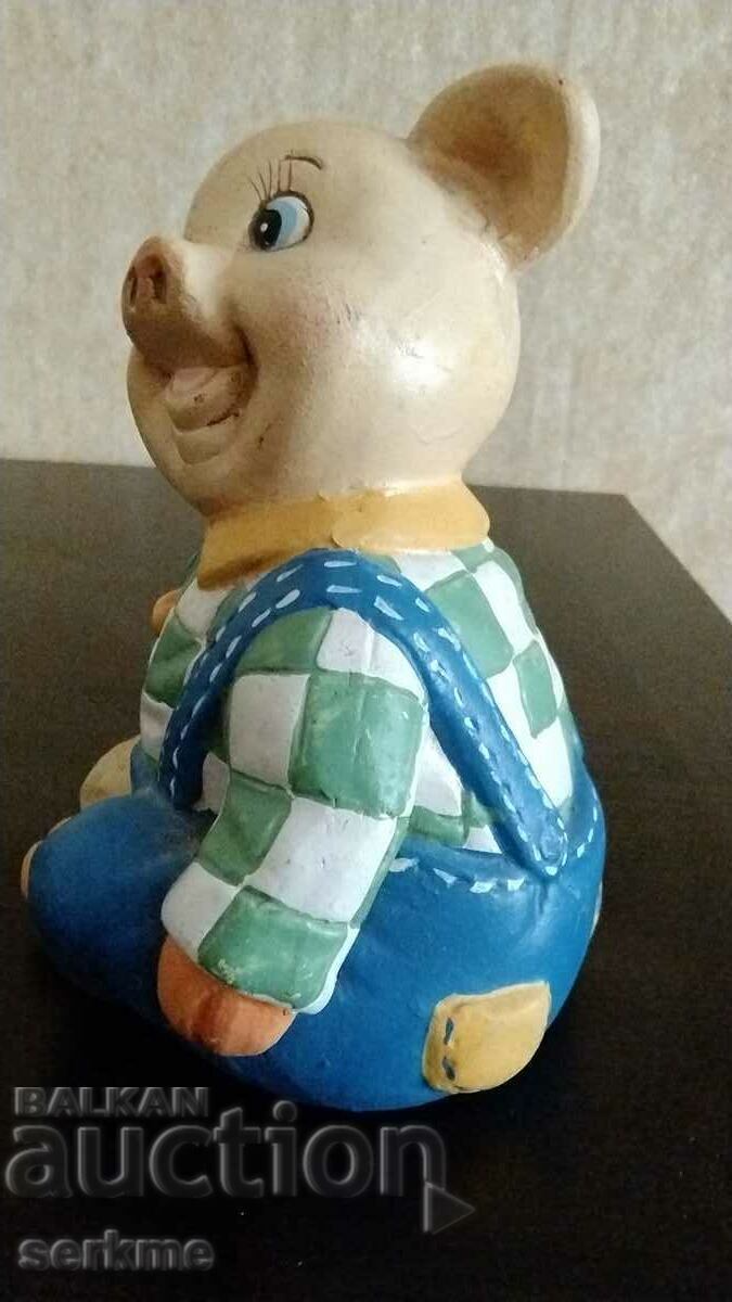 Porcelain figure with price 10.00 BGN | € 5.11