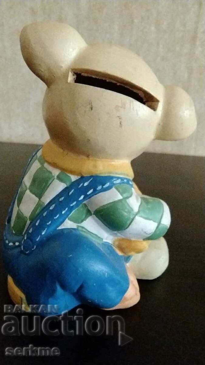 Delivery of Porcelain figure