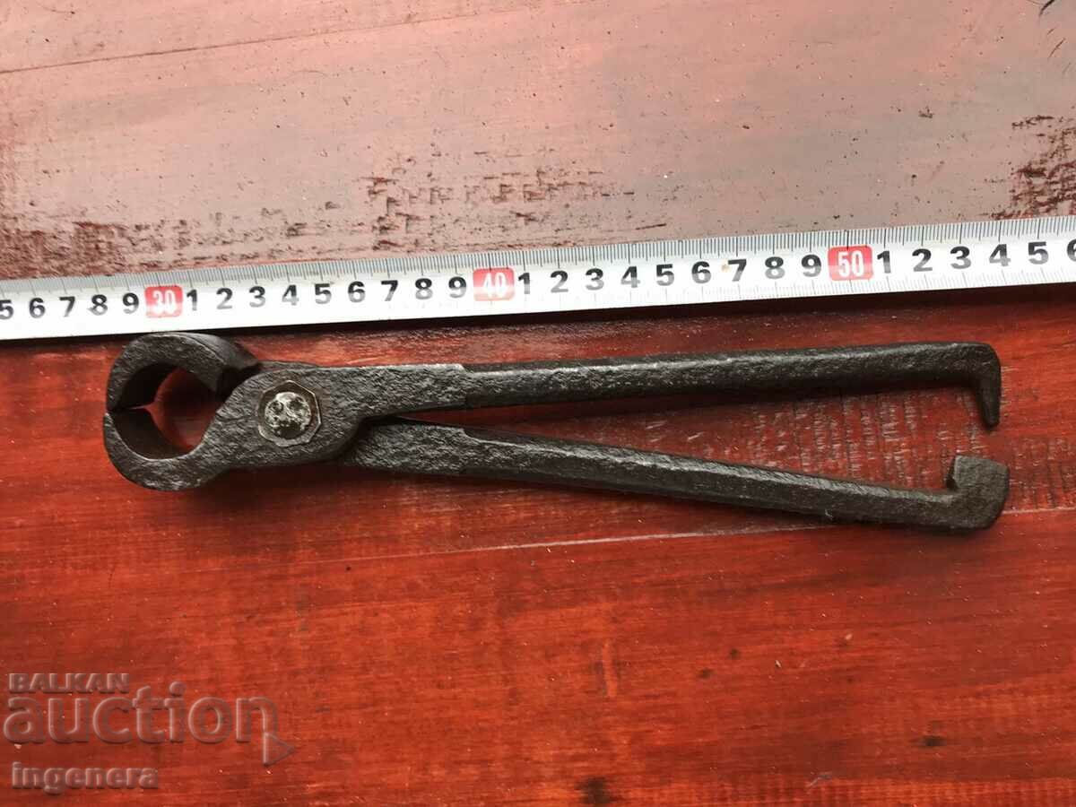 TILE FORGED PLIERS LARGE TOOL HORSE PLIERS