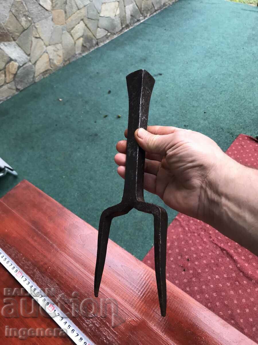 Auction  GLUING ANvil OLD DOUBLE TOOL TOOL FORGED MARKED