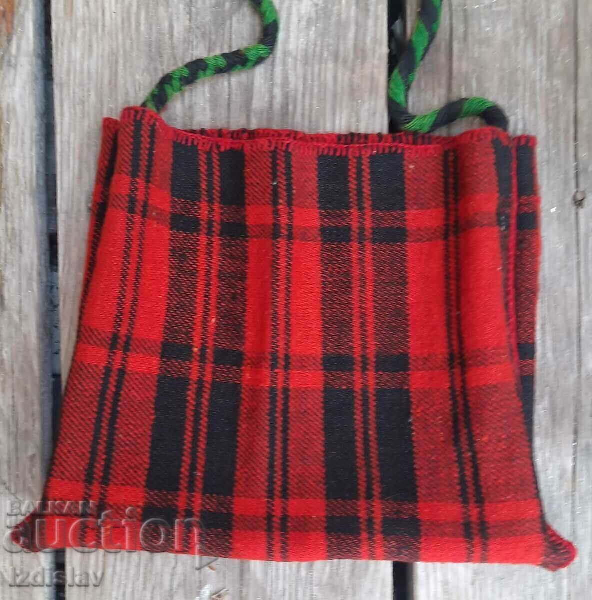 Authentic hand woven bag with price 25.00 BGN | € 12.78 Authentic hand woven bag with price 25.00 BGN | € 12.78