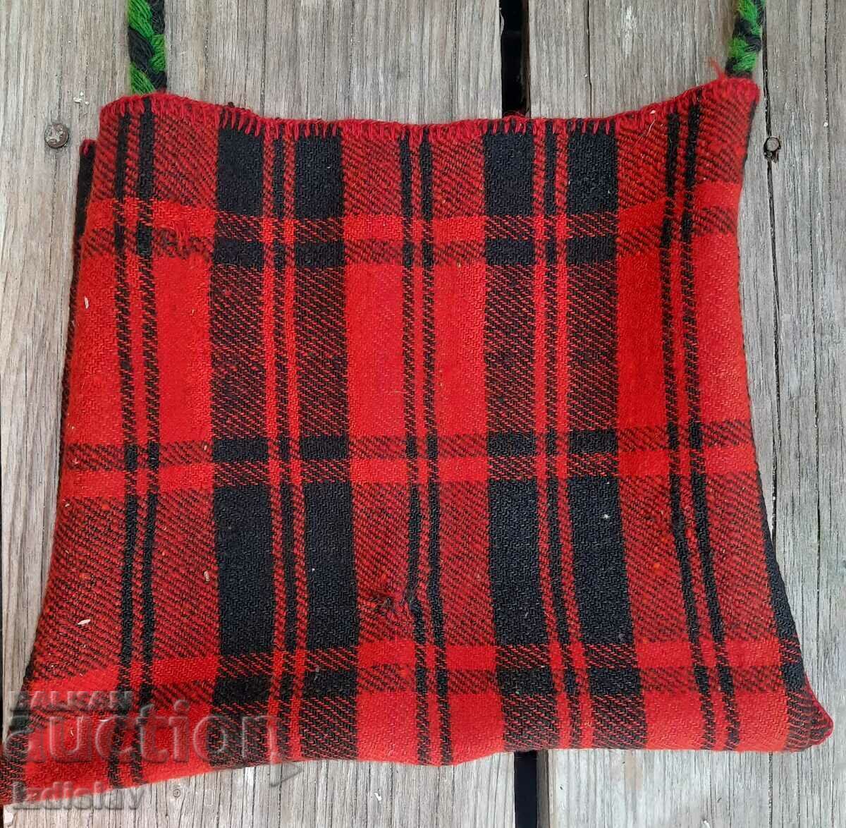 Delivery of Authentic hand woven bag Delivery of Authentic hand woven bag