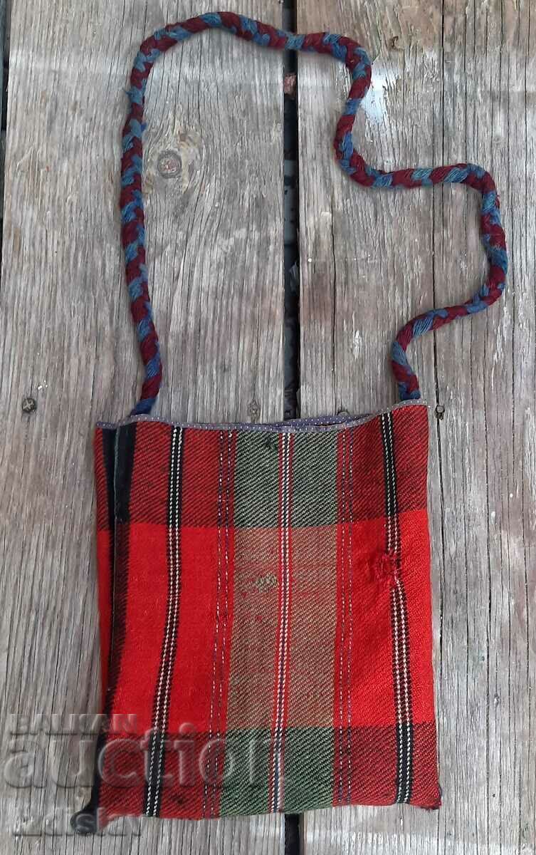 Auction Authentic hand woven bag Auction Authentic hand woven bag