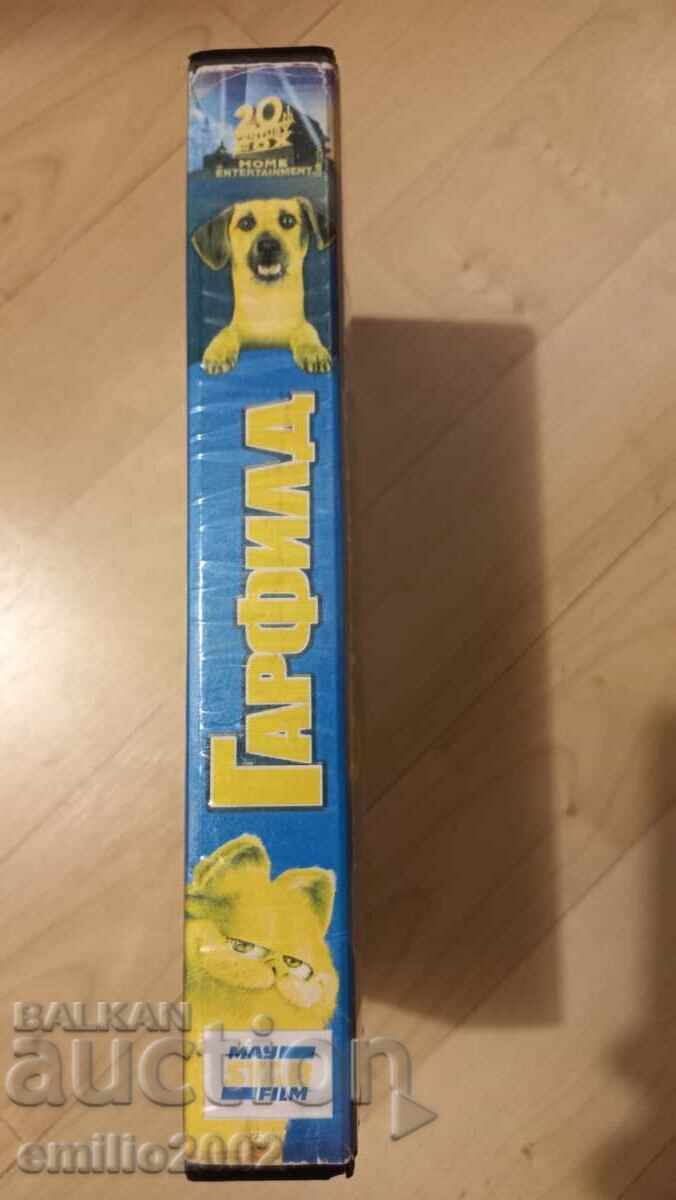 Videotape Animation Garfield with price 2.99 BGN | € 1.53